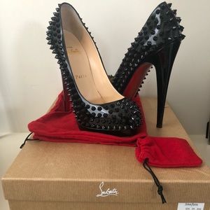 CHRISTIAN LOUBOUTIN PUMP SPIKES 160 PATENT